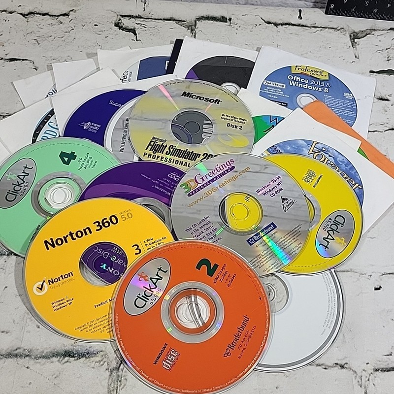 Vintage Computer Software CD-ROMs Lot Art Greeting Cards Flight Simulator More