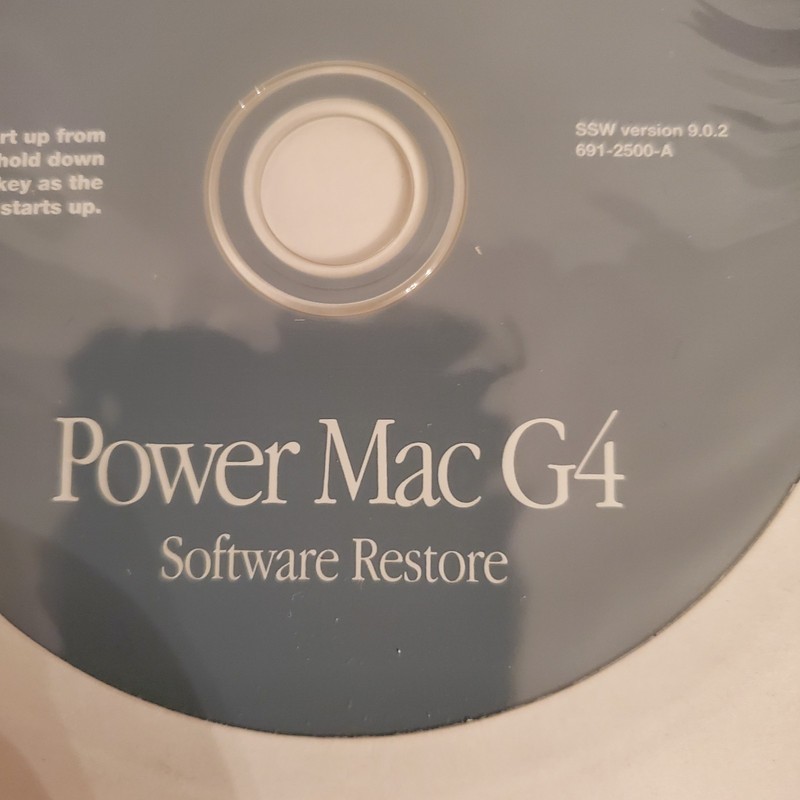 Apple Power Mac G4 Software Restore CD Disk Version 9.0.2 691-2500-A gallery