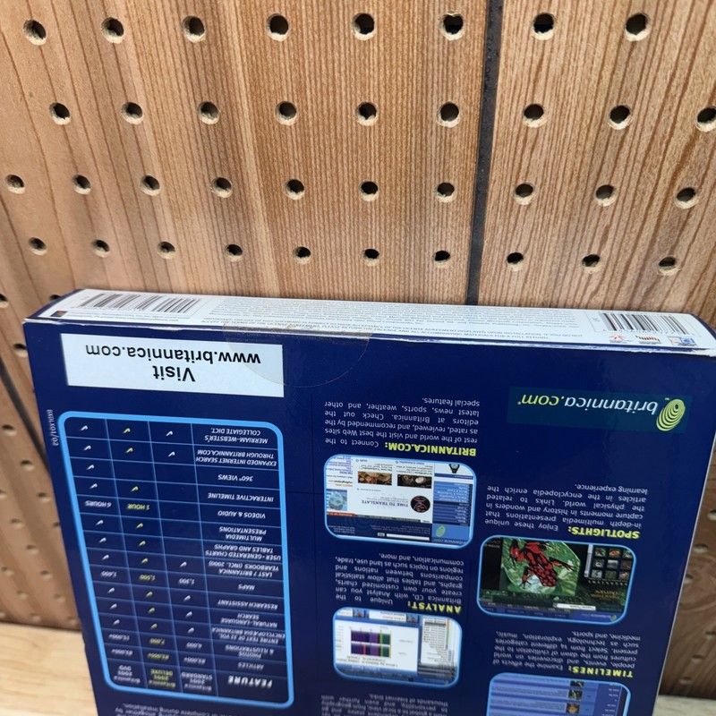 Encyclopedia Britannica 2001 Deluxe Edition CD for Windows 2 Disc gallery