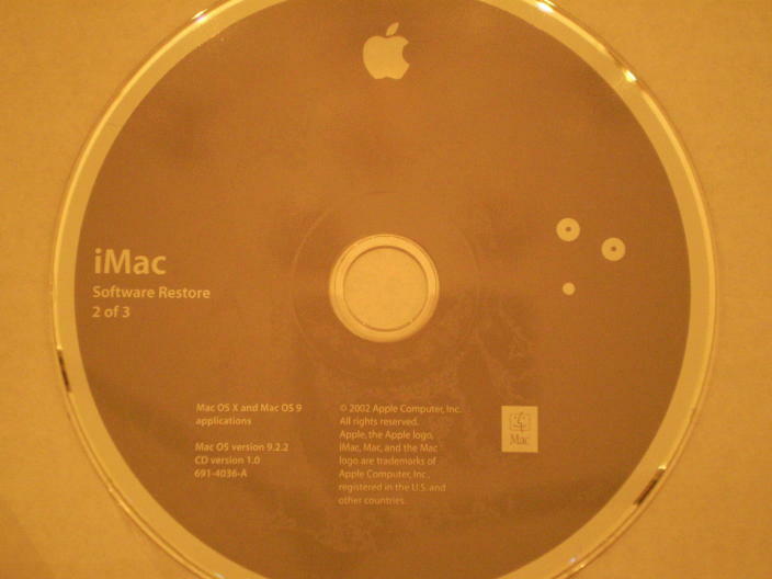 Apple Macintosh iMac (2002) Software Media Pack 603-1732 - 6 CD’s gallery
