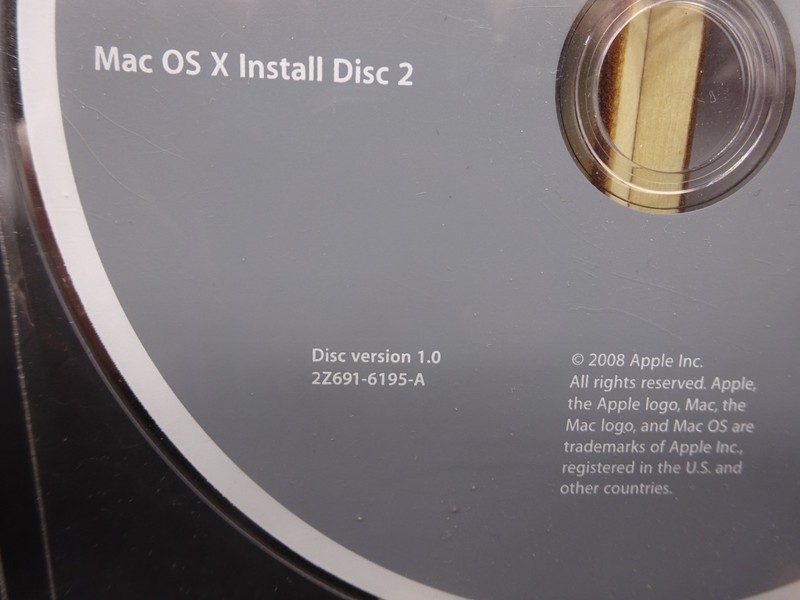 MacBook OS X version 1 Install DVDs Disc 1 & 2, 2008 2Z691-6195-A & 2Z691-6291-A gallery