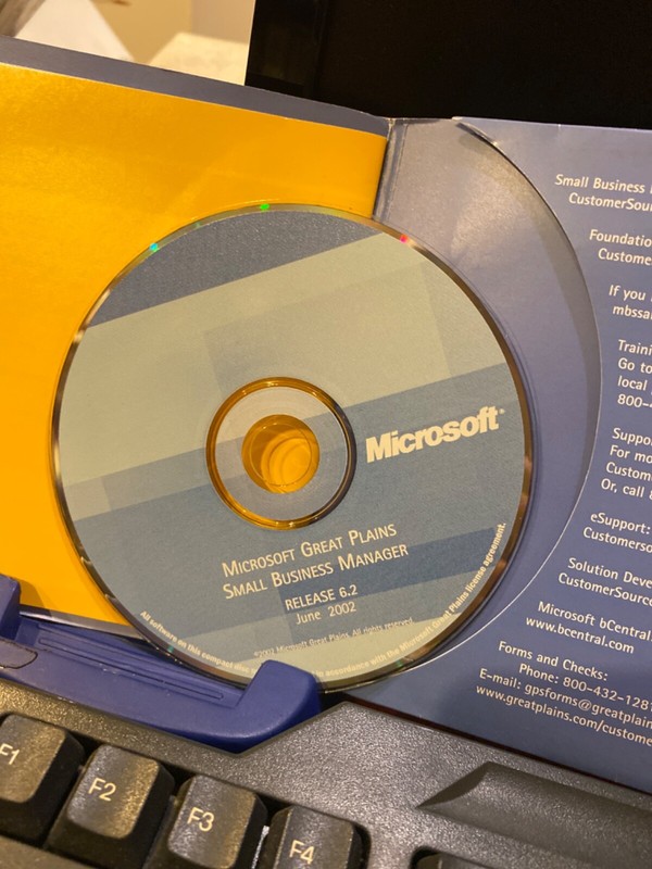 NEW AUTHENTIC Microsoft Small Business Manager 6.2. Financials, Payroll, Etc gallery