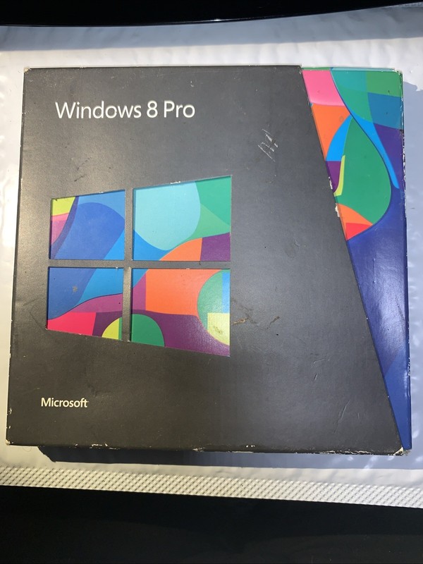 Microsoft Windows 8 Pro Version 32 Bit + 64 Bit DVD English Set W/ KEY