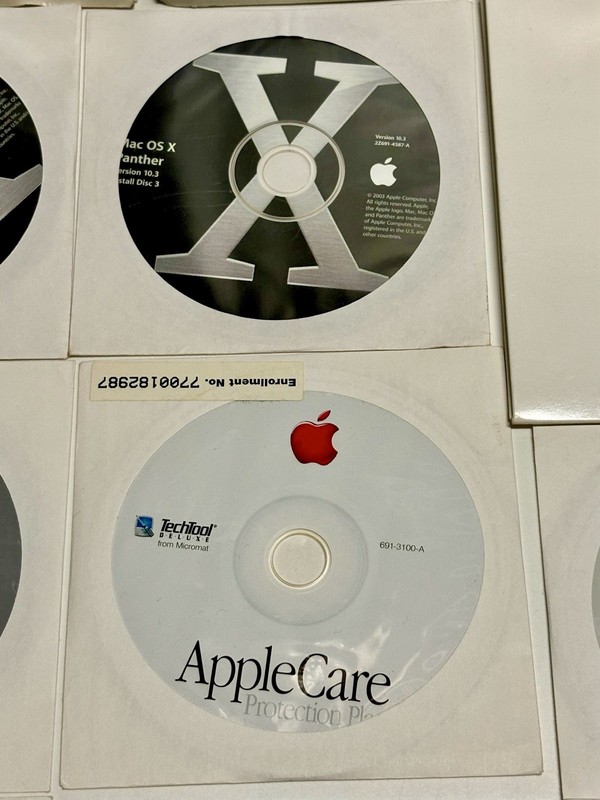 Apple Power Mac G4 Cube Manual & CD / Disc Lot gallery