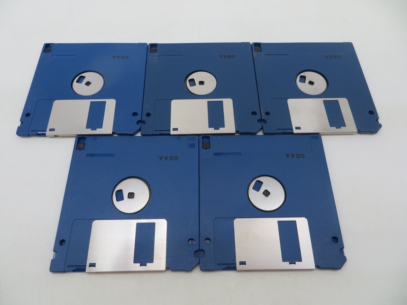 Key Publisher 3.5" Floppy Disks Softkey Computer Program vintage discs gallery