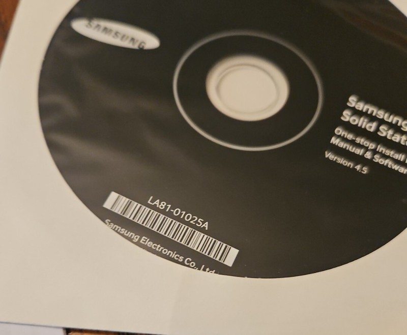 Samsung Solid State Drive Software CD LA81-01025A Version 4.5 with Manual Sealed gallery