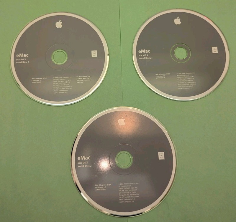 Apple Macintosh eMac (2004) Software Install/Restoration CD’s