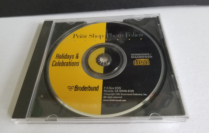 Vintage – Print Shop Photo Folios: Holidays & Celebrations CD Win/Mac – Used