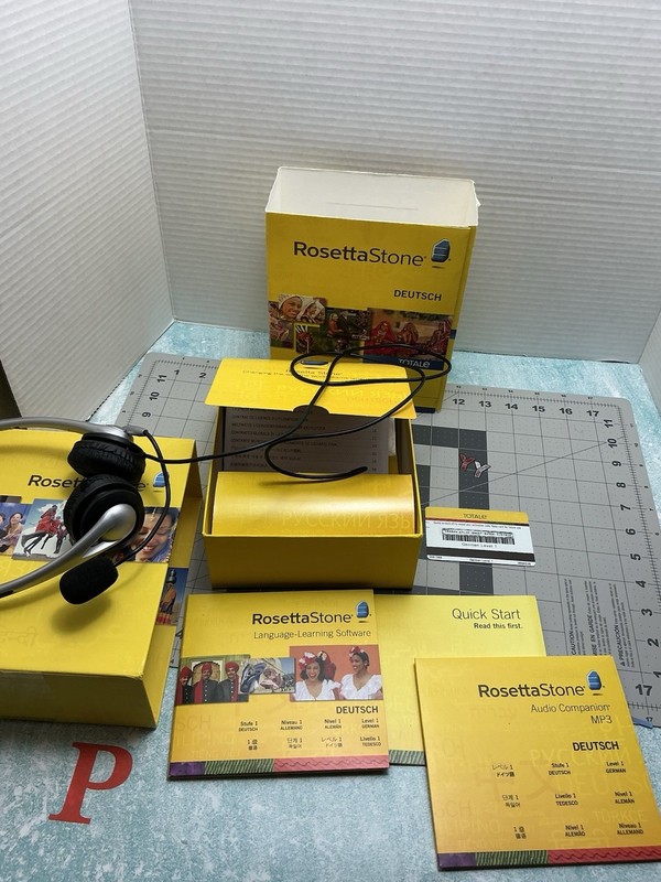 Rosetta Stone Deustch German Level 1 CD set & headphones gallery