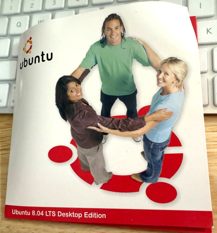 RARE Vintage Ubuntu 8.04 LTS Installation Live CD LINUX OS System NEW