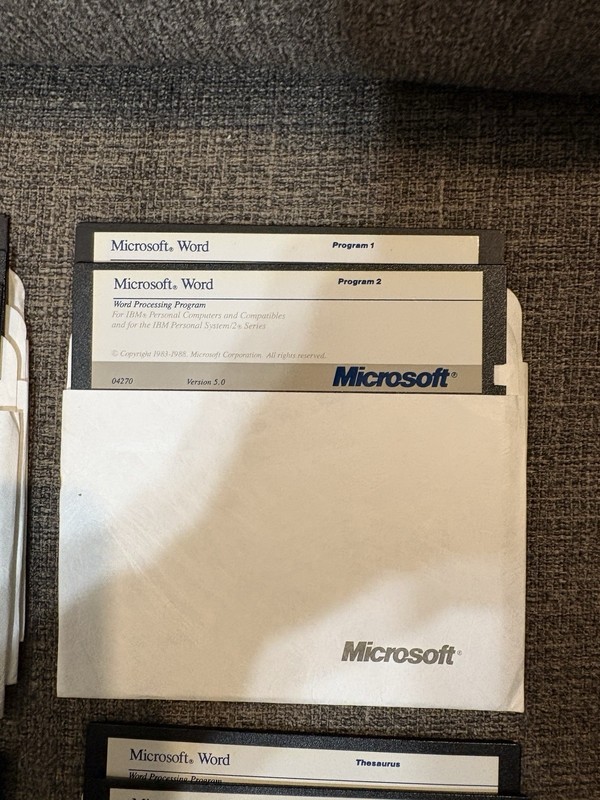 Microsoft Word Version 5.0 1988 5 1/4" Floppy Disks In Original Box Vintage gallery