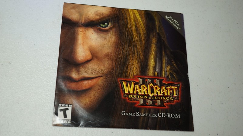 WarCraft III 3 Reign Of Chaos Game Sampler PC MAC CD demo 2002 RARE NEW DRY GLUE