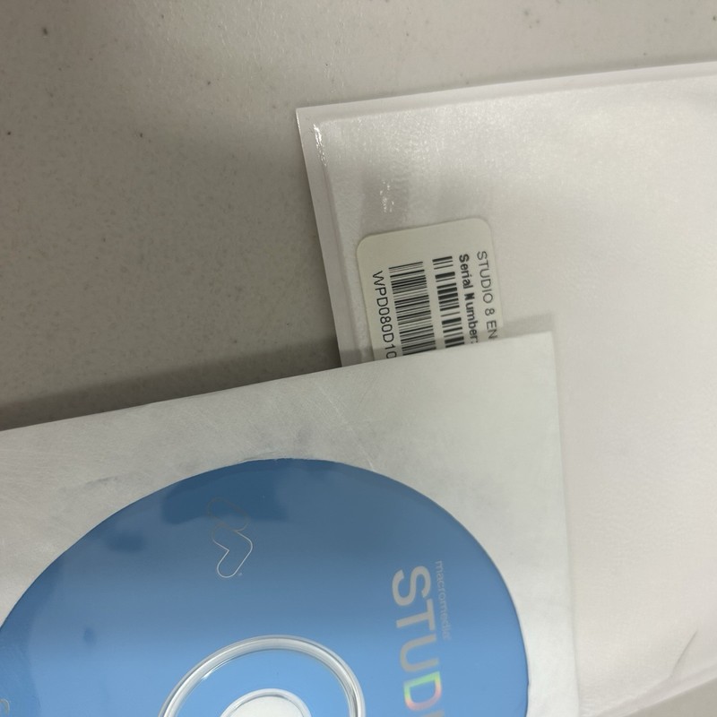 Macromedia Studio 8 UPGRADE Win/Mac 2 Disc Set - VERY GOOD CONDITION!!!! gallery
