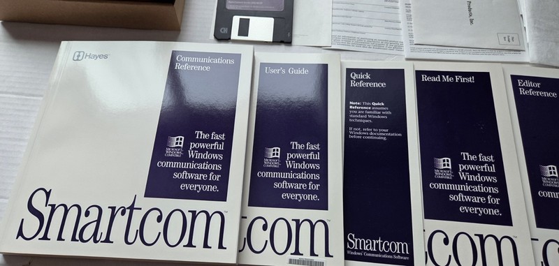 Hayes Smartcom Communication Software for Windows 3.5" Disks 08-00677 gallery