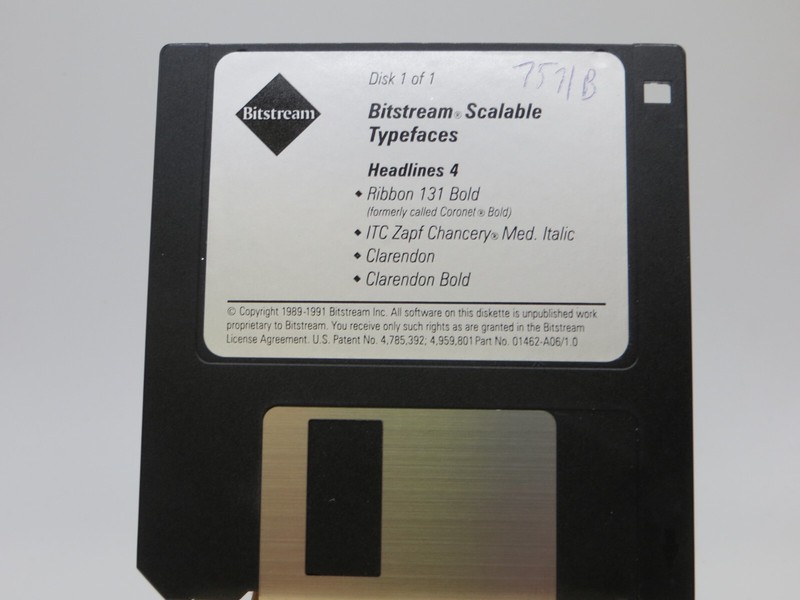 3.5" Floppy Disk Bitstream Scalable Typefaces - Headlines 4 computer software