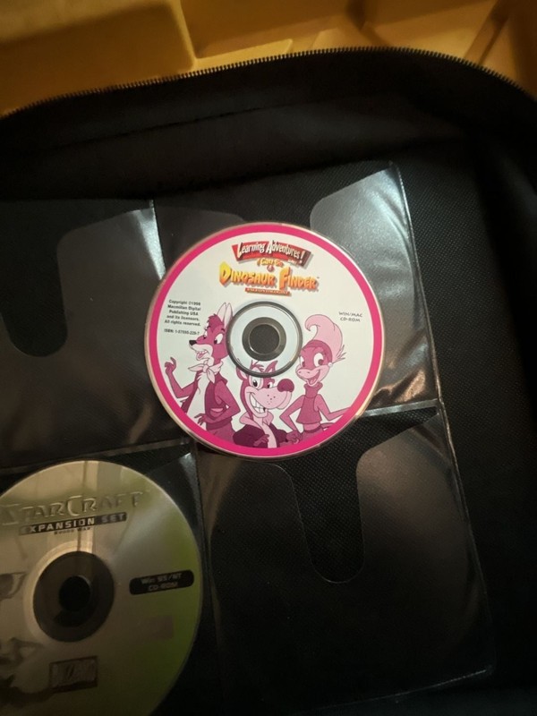 Learning Adventures! I Can Be A Dinosaur Finder CD-ROM