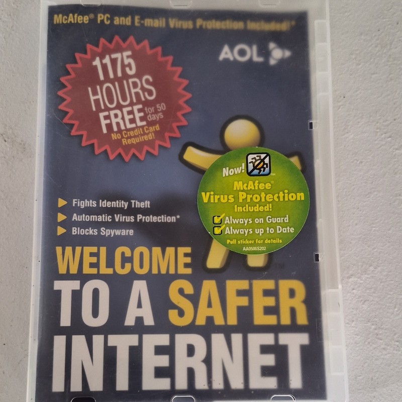 AOL 9.0 Security Edition Antivirus CD for Windows/Mac w/ McAfee, 1175 Hours gallery