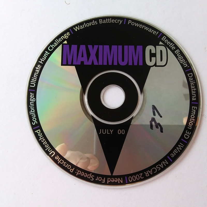Maximum CD July 2000 Vintage PC Game CD-ROM NASCAR 2000 Beetle Buggin