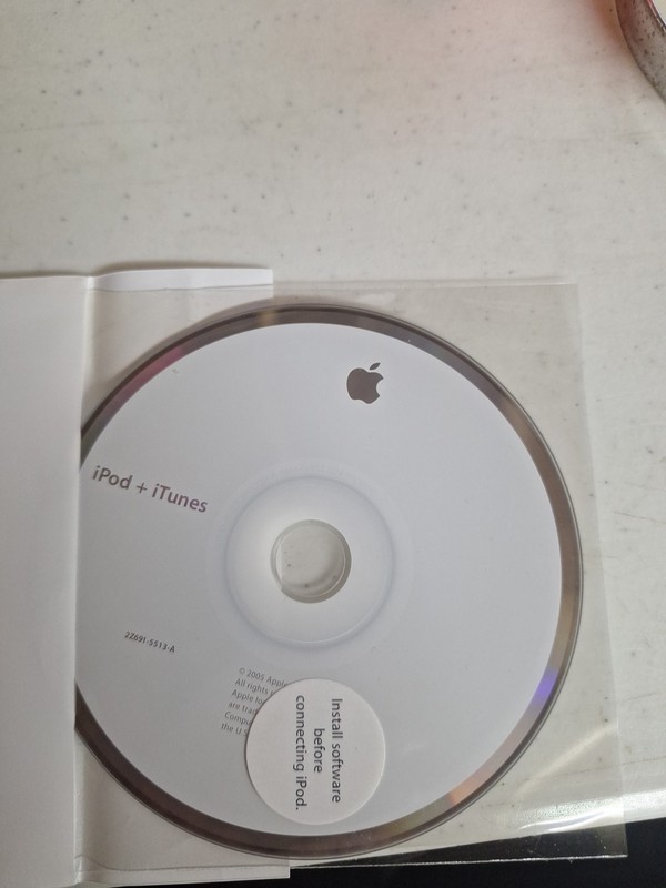2006 APPLE iPod + iTunes Installation Software CD