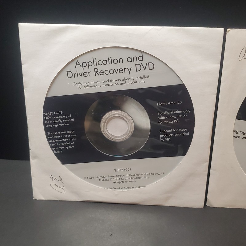 HP Compaq Application Recovery CD and Driver Recovery DVD gallery