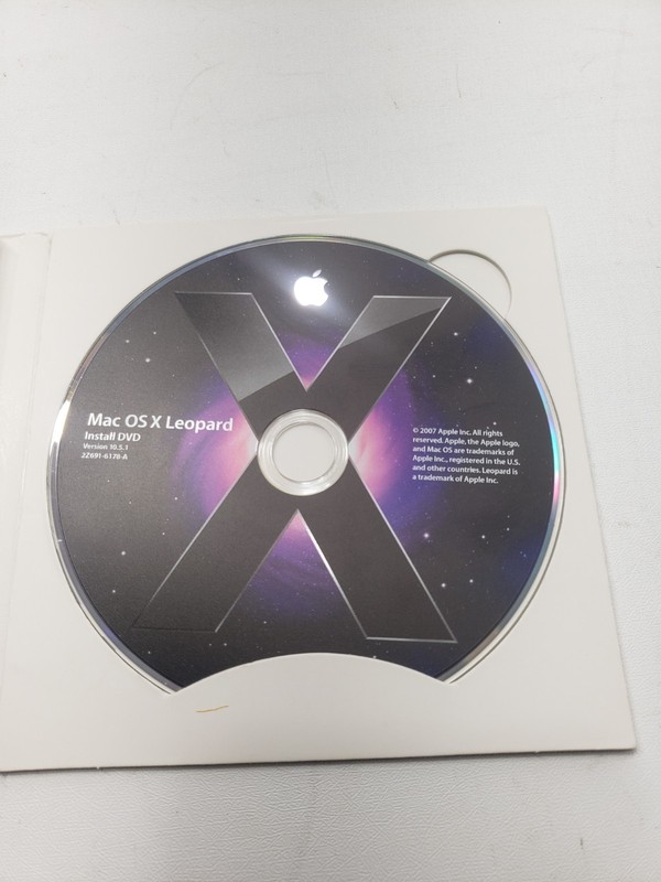 Apple Mac OS X Leopard 10.5.1 MB427Z/A & Snow Leopard 10.6 Retail Lot gallery