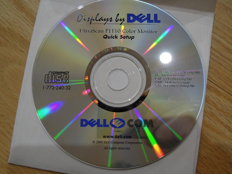 2000 DELL UltraScan P1110 Color Monitor Setup CD-ROM Disc gallery