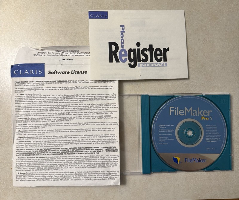 FileMaker Pro 5 (U99073-011D) CD-ROM -EUC - For MAC OS 7.6.1 - OS X