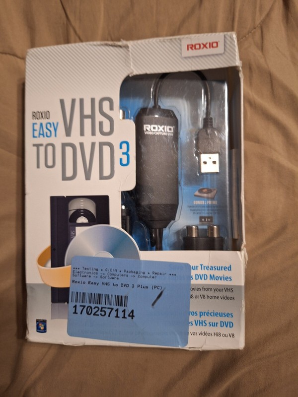 Roxio Easy VHS to DVD 3-NEW-Convert VHS TO DVD-DAMAGED PACKAGING