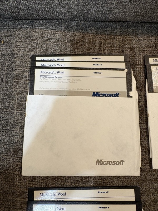 Microsoft Word Version 5.0 1988 5 1/4" Floppy Disks In Original Box Vintage gallery
