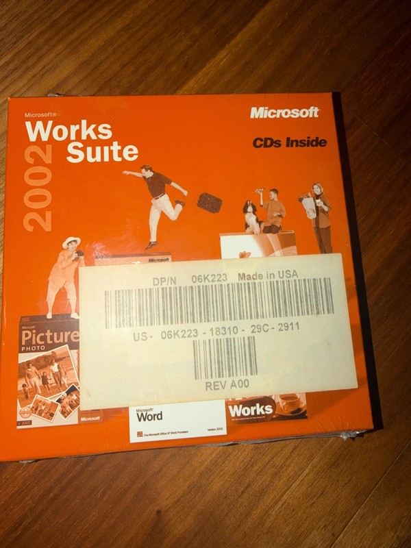 Microsoft Works Suite 2002 (North America) – for Windows- Sealed with Key