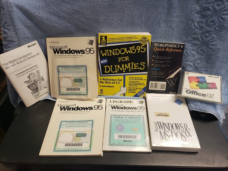 Microsoft Windows 95 New OEM Books w/ COA, Key, Office 97, Dummies – Software