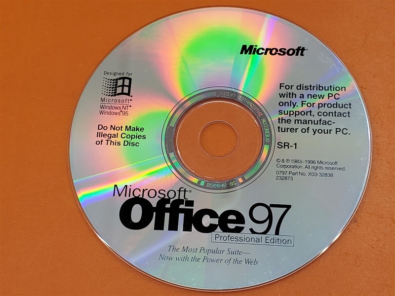 ⭐️⭐️⭐️⭐️⭐️ Microsoft Office 97 Professional Edition SR-1 Disc Only