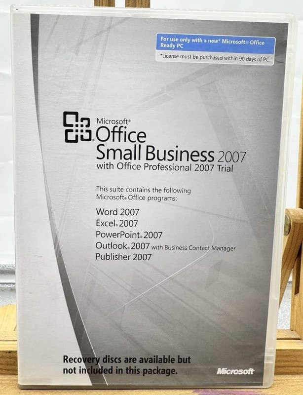 Microsoft Office Small Business 2007 with Key – In Good Condition 8743