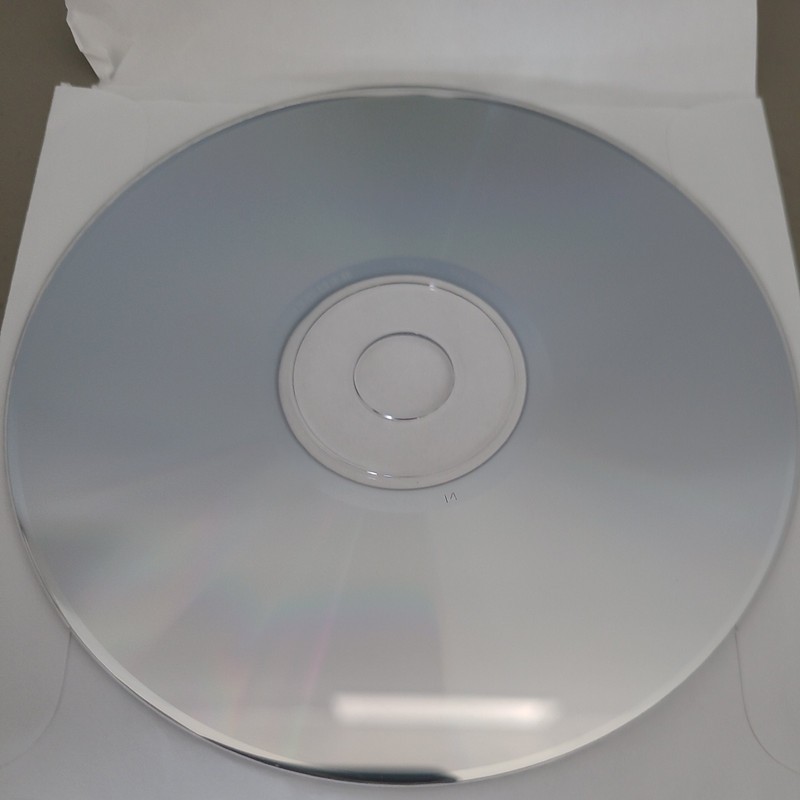 Lot of 2003 Dell Reinstallation Discs for PC and Windows XP Home Edition SP 1a gallery