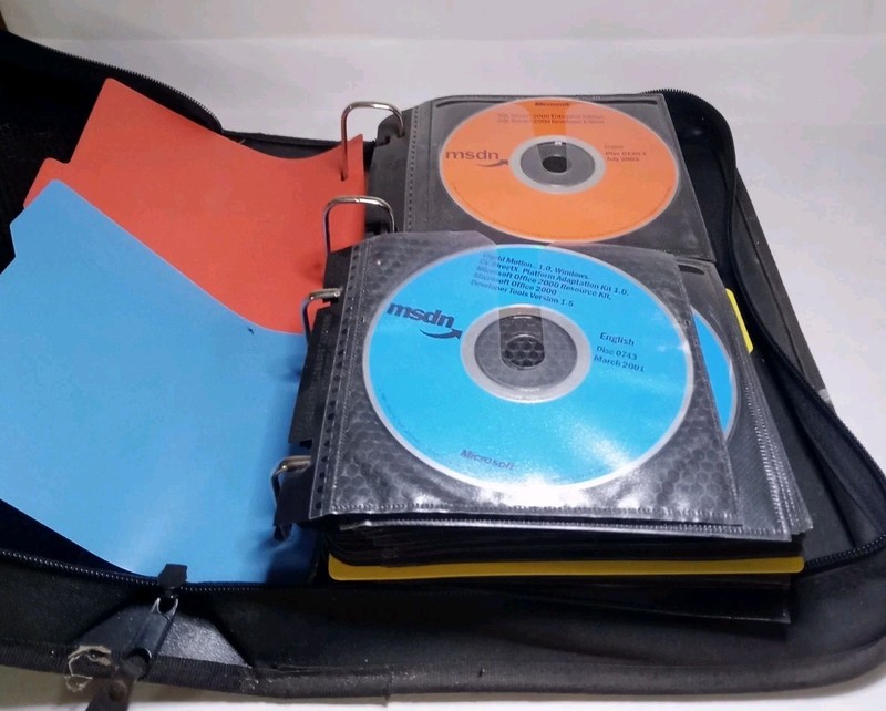 51 Microsoft MSDN Developer Discs 2001-2003 SQL Server Visual Studio FoxPro Lot