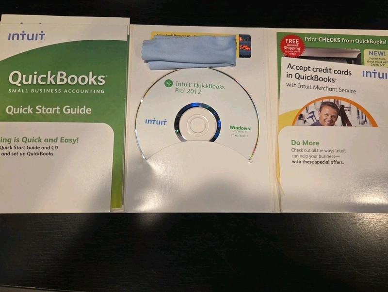 INTUIT QUICKBOOKS PRO 2012 FOR WINDOWS PC w/VALIDATION CODE =LIFETIME LICENSE=