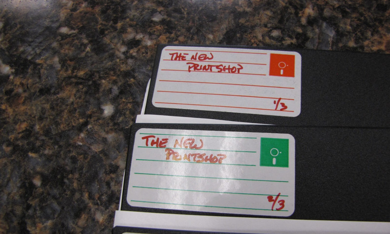 Lot of (10) Vintage Power Point V1.0/Print Shop 5.25" Disks W/Box - MF43 gallery