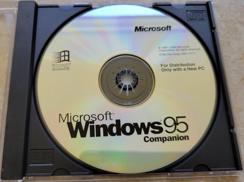 Vintage CD – Microsoft Windows 95 Companion