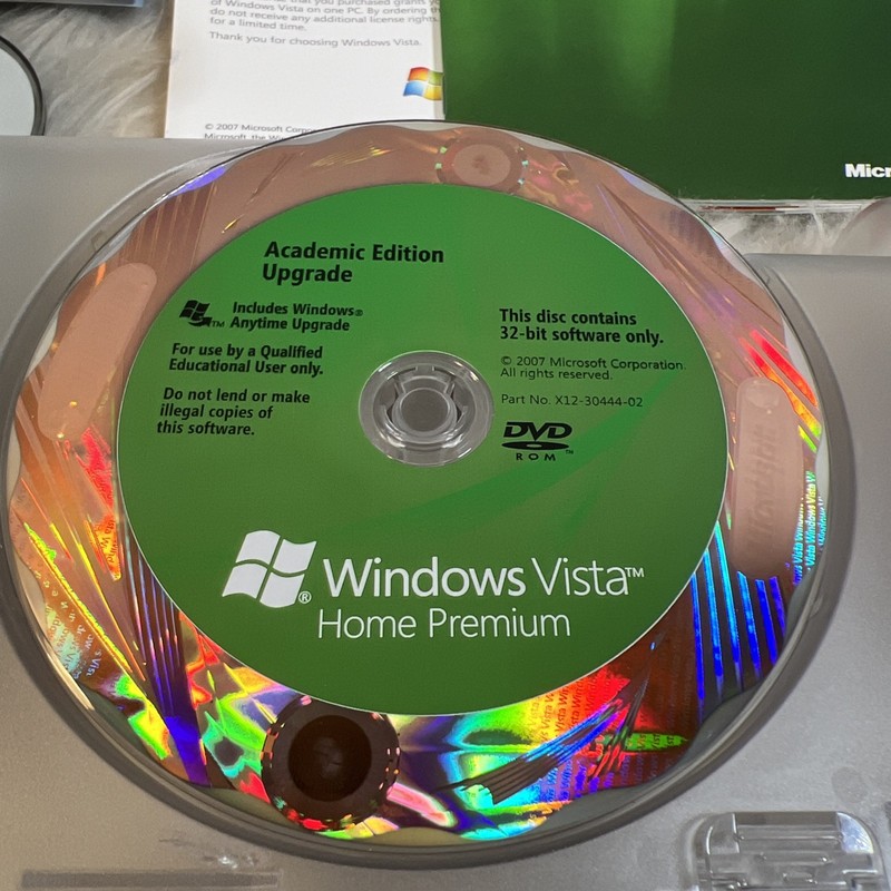 Microsoft WINDOWS VISTA HOME PREMIUM Upgrade 32 Bit DVD Software w/ Key gallery