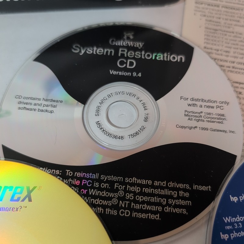 Vintage Gateway Software Disc Storage Binder w/ System Restore CD, HP Office Pro gallery