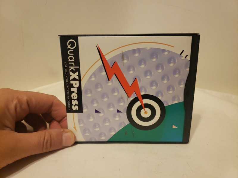 QUARKXPRESS 3.32 MAC CD POWERMAC VINTAGE FLOPPY APPLE MARKETING EUC FREE SHIP