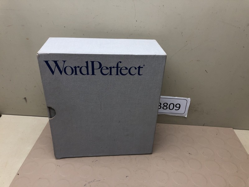 WordPerfect for DOS 5.1 Manual & Update Binder 1990 Box Slip Case IBM – No Discs