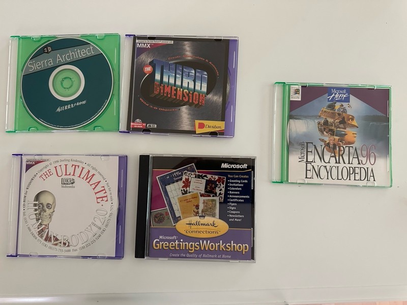 Lot of Microsoft and MMX CDs. Sierra Architect Third Dimension Greeting Workshop gallery