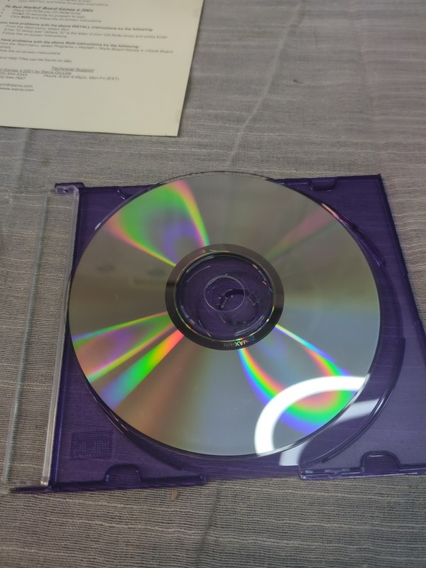 Hoyle Board Games 2000 PC MAC CD 16 Games Vintage Game gallery