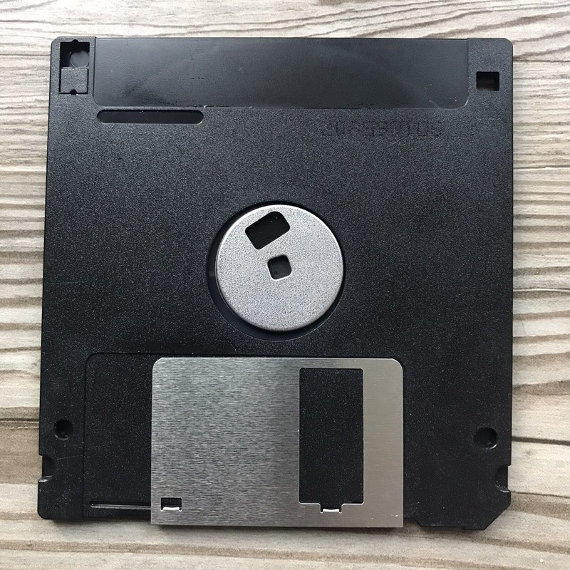 2 Dell English Diagnostic Version 1998 3.5" floppy disks gallery