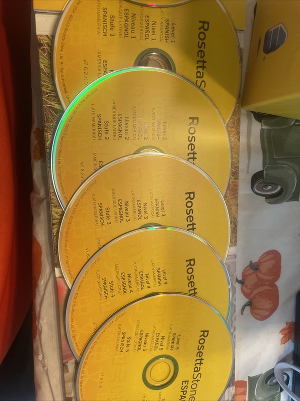 Rosetta Stone Spanish (Latin America) Level 1-5 Compete 5 Disc Set No Headphones gallery