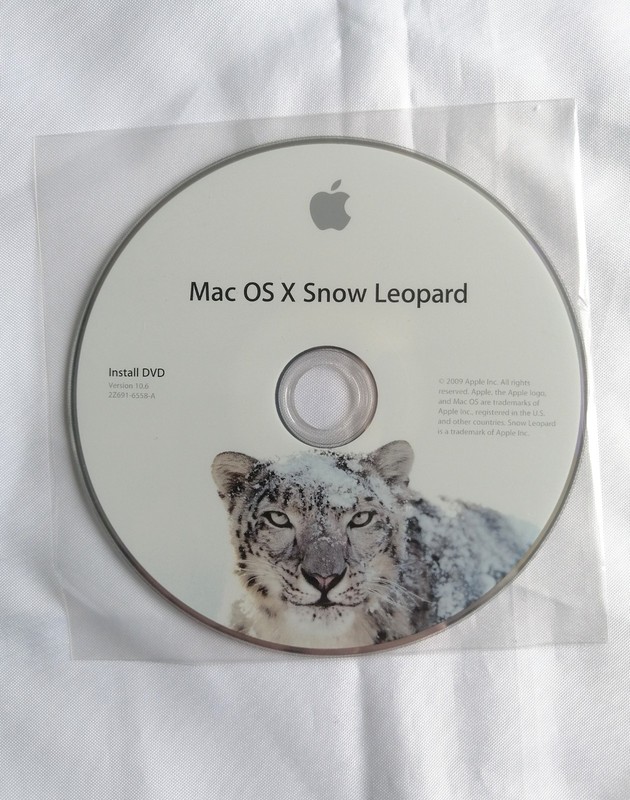 Apple Mac OS X Snow Leopard 10.6 Retail MC223Z/A Box Manuals Mint Condition gallery