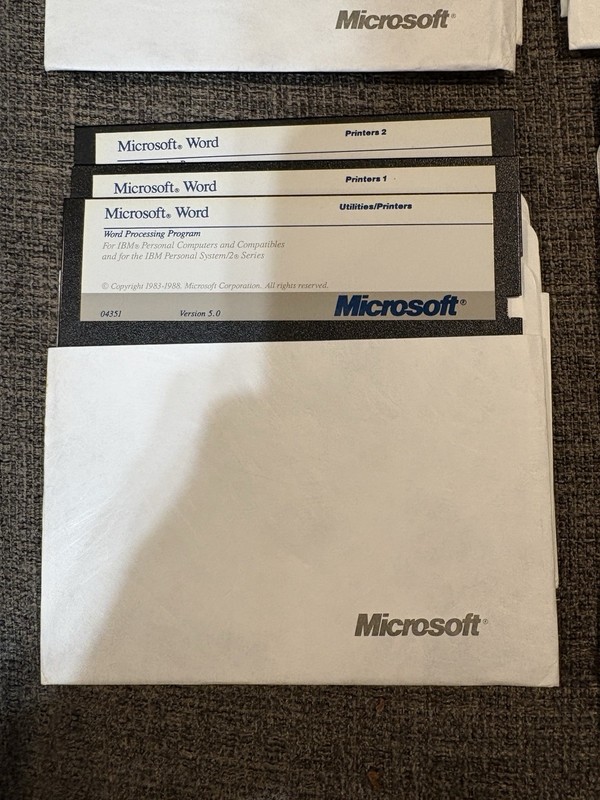 Microsoft Word Version 5.0 1988 5 1/4" Floppy Disks In Original Box Vintage gallery