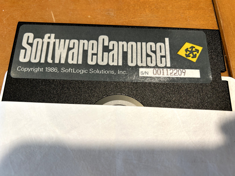Software Carousel Soft Logic Solutions vintage 1986 manual/guide gallery