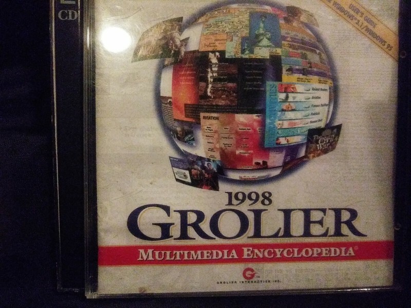1998 Grolier MULTIMEDIA ENCYCLOPEDIA – PC Software